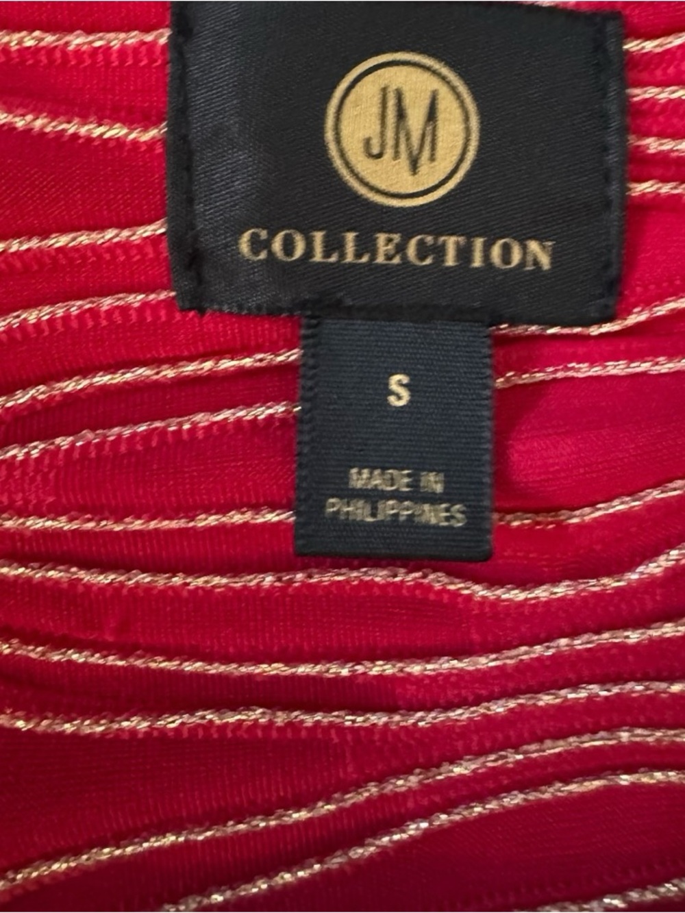 JM Collection Red Wave-Pattern 3/4 Sleeve Top - Picture 2 of 4